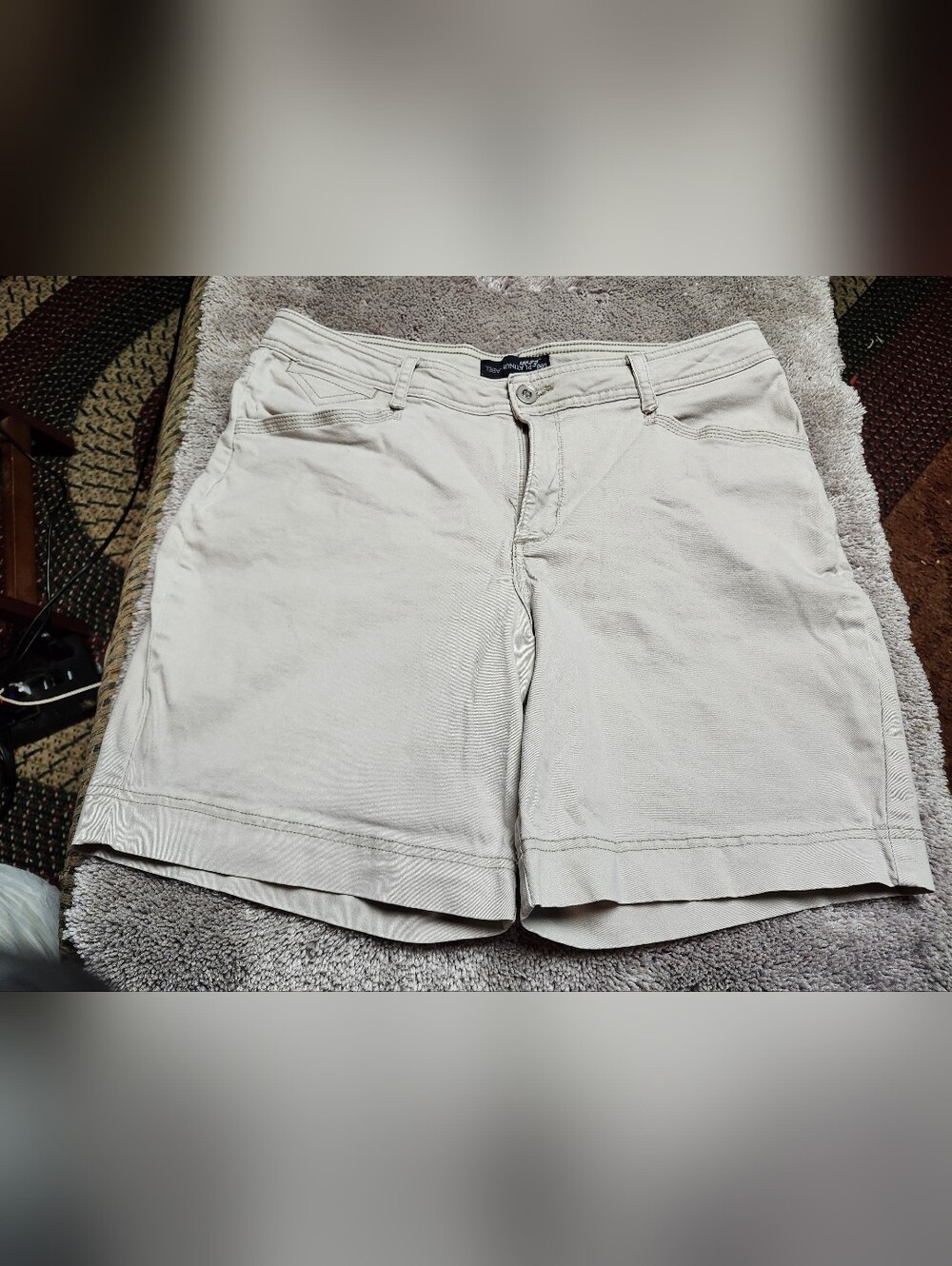 Lee Platinum Label Casual Beige Shorts